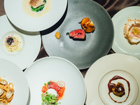 【12/20,21,24,25】 Xmas Dinner 1階（乾杯酒付）