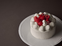 ノエル ブラン  S  丸型【 ¥6,000円(税別) 】