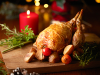【テイクアウト】クリスマス ローストチキン トリュフファルシ