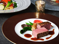 ◆【Xmas2025】オマール海老と国産牛のWメイン含む全5品、乾杯シャンパン付き