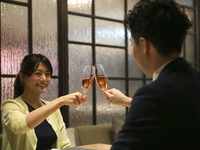 ＜ディナーde忘年会＞【12月平日】飲み放題付きクリスマスディナー！夜にはローストビーフ、ローストチキン、ブランマンジェの紅ズワイガニのせなどおすすめ！握りたてお寿司、揚げたての天麩羅も登場！