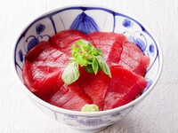 Yamako Marinated Lean Tuna Rice Bowl (まぐろ赤身漬け丼)