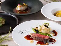 【Xmas2025】Six-course Christmas menu featuring kuro-ushi beef loin, kue (longtooth grouper), and lobster