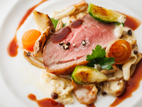 Christmas Dinner Course　 ◇Main Dish: Roasted Duck◇