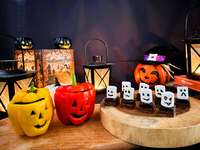 Whole pepper stuffed with squid ink risotto + marshmallow brownie