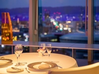 Menu Noël Dîner クリスマスディナーメニュー (グラスシャンパン付き)