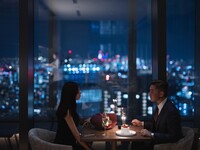 【Website Exclusive】Guaranteed window seat EARLY CHRISTMAS COURSE