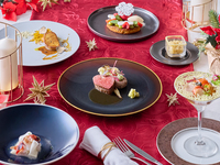 チャペルコンサート付き＜デコレーションルーム＞【2025XmasDinner】ロゼスパークリングワインで乾杯！オマール海老の前菜やキャビア・フォアグラなど メインには松阪牛を堪能~シェフからの贈り物~　12月24日~25日