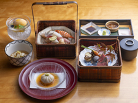 【Dinner】Fushimi  *Chef's choice sushi and steak set served in a basket + 1 drink