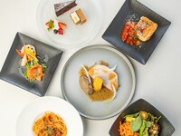 【 カジュアルコース 】ハーブ三元豚の低温ローストと季節のオムレツなど全6品(お食事のみ)