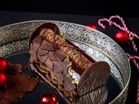 ［ TAKE OUT ］ Christmas Cake ---ブッシュドノエル ---　