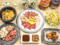 당일 예약 가능합니다! 볼륨과 품질이 충실한 가장 인기 있는 연회 코스입니다. 120분 음료 무제한 포함, ¥6,000.