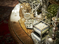 Christmas Dinner】Afternoon tea with Christmas cocktail & Main Meat Dish