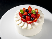 Take Out Decorated cake