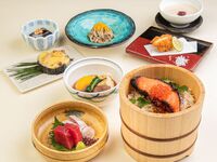【彩羽-Iroha-】黒毛和牛のすき煮やいくら銀鮭炊き込みなど　会席全9品　会席全9品　2時間飲み放題付　総額7,500円