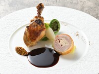 [Beer Hall] Enjoy all-you-can-drink indoors! Five appetizers, two meat courses + free drinks including sparkling wine