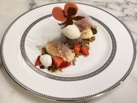 1-3 people, counter seating