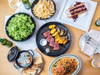 【Xmas2025】お得な大皿カジュアルコース/ローストポーク・旬のパスタ等