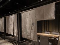 【반개실 확약 & 건배주 첨부 점심】월 교체 테마로 만드는 사토야마 식재 전채나 선택할 수 있는 메인 접시의 코스(토, 일, 공휴일)