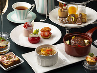 【13:00/14:00/15:00/16:00/17:00/18:00入店2時間制】2025.12/20-12/25 クリスマスアフタヌーンティー タイムレスエレガンス