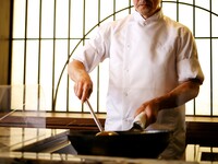 Chef's choice course with carefully selected ingredients (Counter seating) ¥22,000