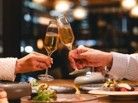 【ディナー／2時間制】Year End ＆New Year Party Plan（5品コース）＋フリーフロー付