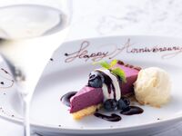 【Signature Set+Glass Champagne】 Seafood on ice＋Soup+Main 2dishes+dessert 6dishes