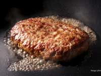 日曜祝日限定 ハンバーグディナーブッフェ　小学生～4歳