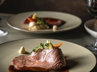 スパークリングを含む75種類と充実の2hプレミアム飲み放題付　氷温熟成牛などカジュアルにイタリアンを堪能　全7品　【luce course】※個室・半個室も選択可