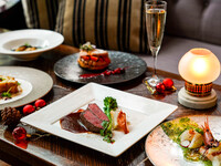オフィシャルWEB限定【クリスマスディナー2025★乾杯酒付】Xmasを彩る肉魚のWメインなどフルコース（12/24～25限定）（12/24～25限定）