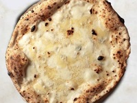 クアトロ フォルマッジ