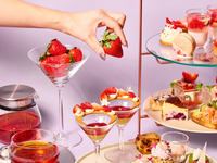 VERY BERRY AFTERNOON TEA/乾杯スパークリングワイン付き