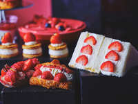 [12/20-25] Christmas Sweets Buffet/Children (ages 6-12)