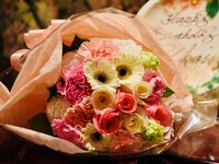 Bunch of Flowers　6,600 JPY