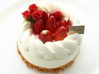 【11/1～】生クリームデコレーション　5号（直径15㎝） 4～5名様 