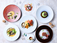 【2025年圣诞节早鸟套餐】包含一杯起泡酒用于祝酒（仅限12月22日和23日）