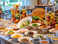 ー 13:00また13:30予約 ー ★冬ランチブッフェ★ 土日祝　欧風ダイニング＆四川中華ブッフェ  