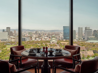 12/13～1/31[Guaranteed window seat for dinner] 6-course IÑAKI course with champagne toast ¥21,700