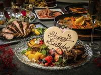 ◆年末パーティー・クリスマスに◆～Anniversaryコース～記念日にメッセージプレートで祝福！豪華タパスなど全7品【2H飲み放題付】