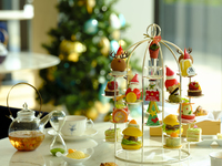 平日イブニングハイティーセット（グラスシャンパン付）