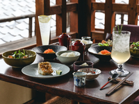 【YASAKA】 全6品　主菜・〆・甘味がお選び頂けるコース