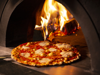 ◇Lunch◇Pizzaola with 2 Drinks