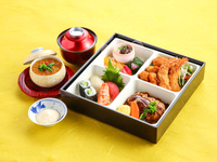 お子様ランチ「おすし」（ワンドリンク付）