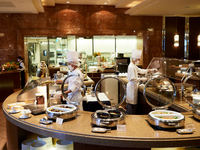 【平日ランチの集まりに★8名以上専用】乾杯ドリンク付き　ランチブッフェ  大人