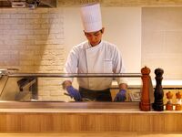 Dinner buffet [junior high school students and above]