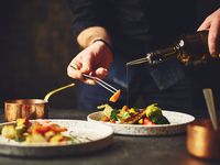 【おまかせカウンター限定コース・全3品】乾杯ドリンク付き