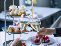 [Christmas Afternoon Tea] Limited-time offer: CADRAN's Christmas Afternoon Tea + Free Cafe Time for 2 Hours with Sparkling Wine Toast