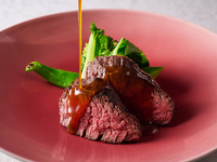 [Seasonal Lunch Course (Select Maindish)]