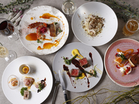 フリーフローと楽しむライトコース＋2時間飲み放題（2～8名）販売期間：11/1～11/30, 1/2～2/28