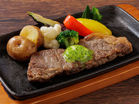ハーフブッフェランチ サーロインステーキ ガーリックバターソース 【WEB予約特典有】